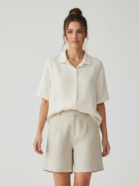 Things Between | Crinkled Cotton Gauze Short Sleeve Resort Shirt  Cream M